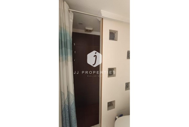 Resale - Chalet -
Torrevieja - Los Balcones