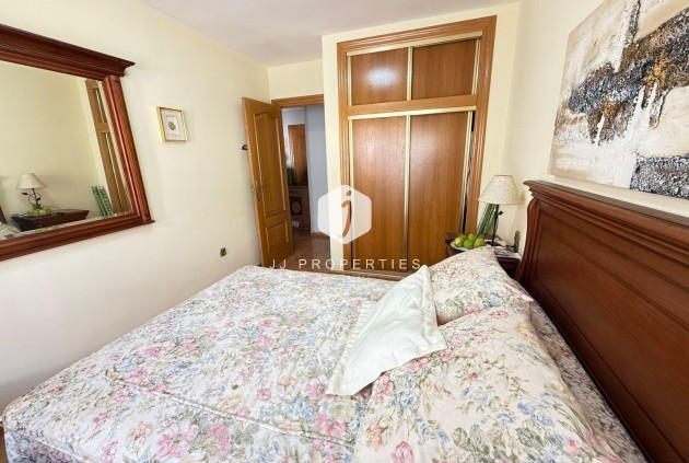 Resale - Apartment / flat -
Torrevieja - Playa del Cura