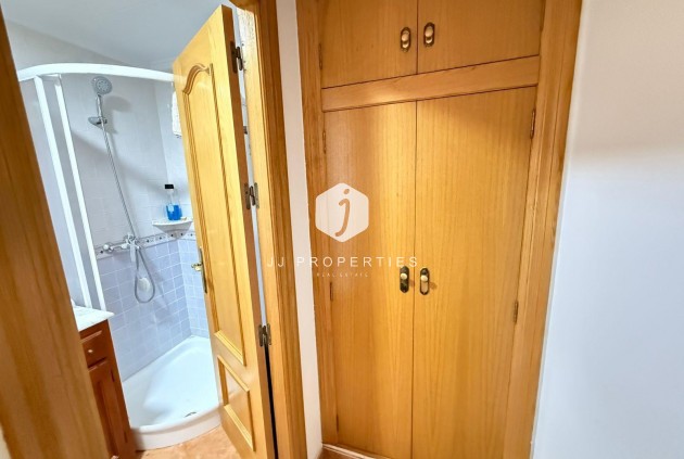 Resale - Apartment / flat -
Torrevieja - Playa del Cura