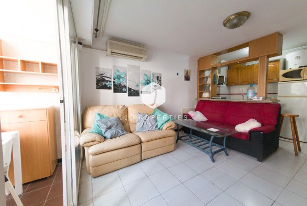 Resale - Apartment / flat -
Torrevieja - Playa del Cura