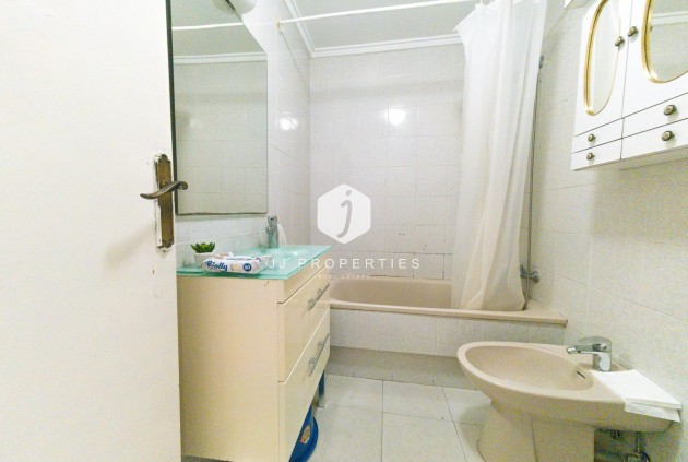 Resale - Apartment / flat -
Torrevieja - Playa del Cura