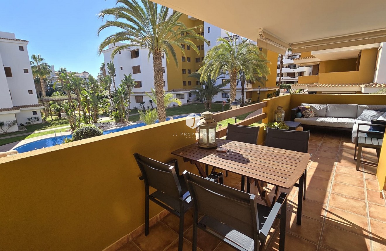 Resale - Apartment / flat -
Punta Prima - Costa Blanca