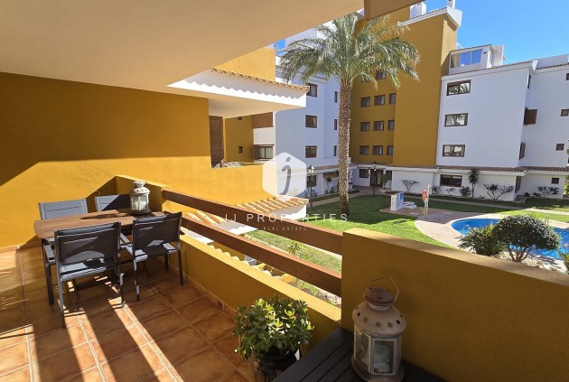 Resale - Apartment / flat -
Punta Prima - Costa Blanca