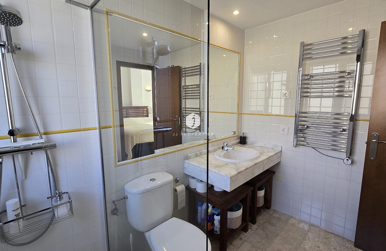 Resale - Apartment / flat -
Punta Prima - Costa Blanca