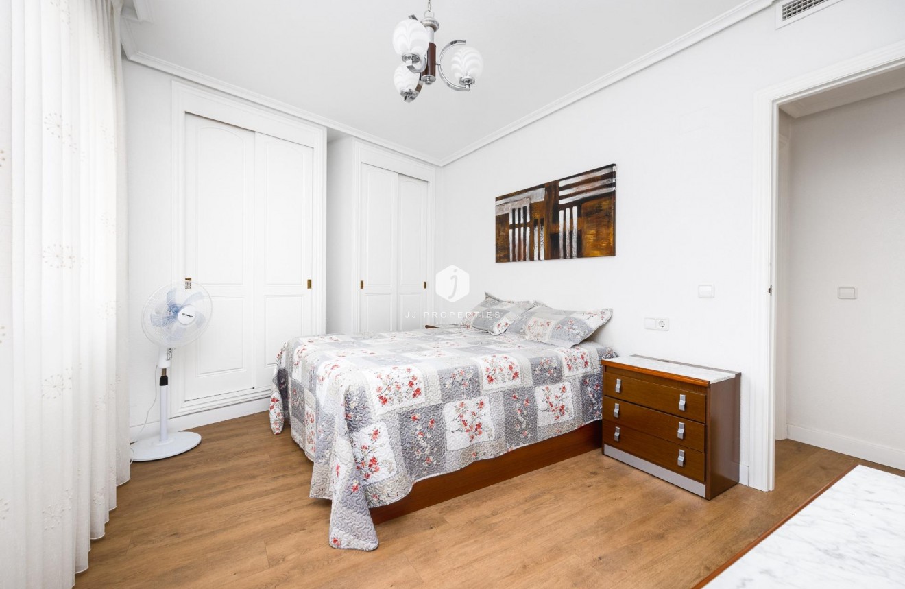 Aus zweiter Hand - Wohnung -
Torrevieja - Centro