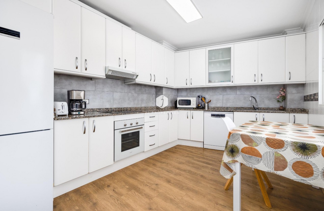 Aus zweiter Hand - Wohnung -
Torrevieja - Centro