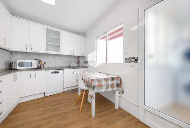 Aus zweiter Hand - Wohnung -
Torrevieja - Centro