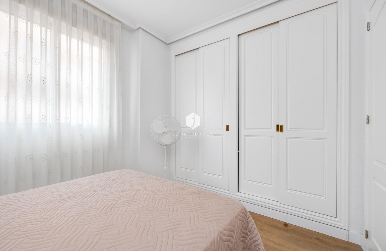 Aus zweiter Hand - Wohnung -
Torrevieja - Centro