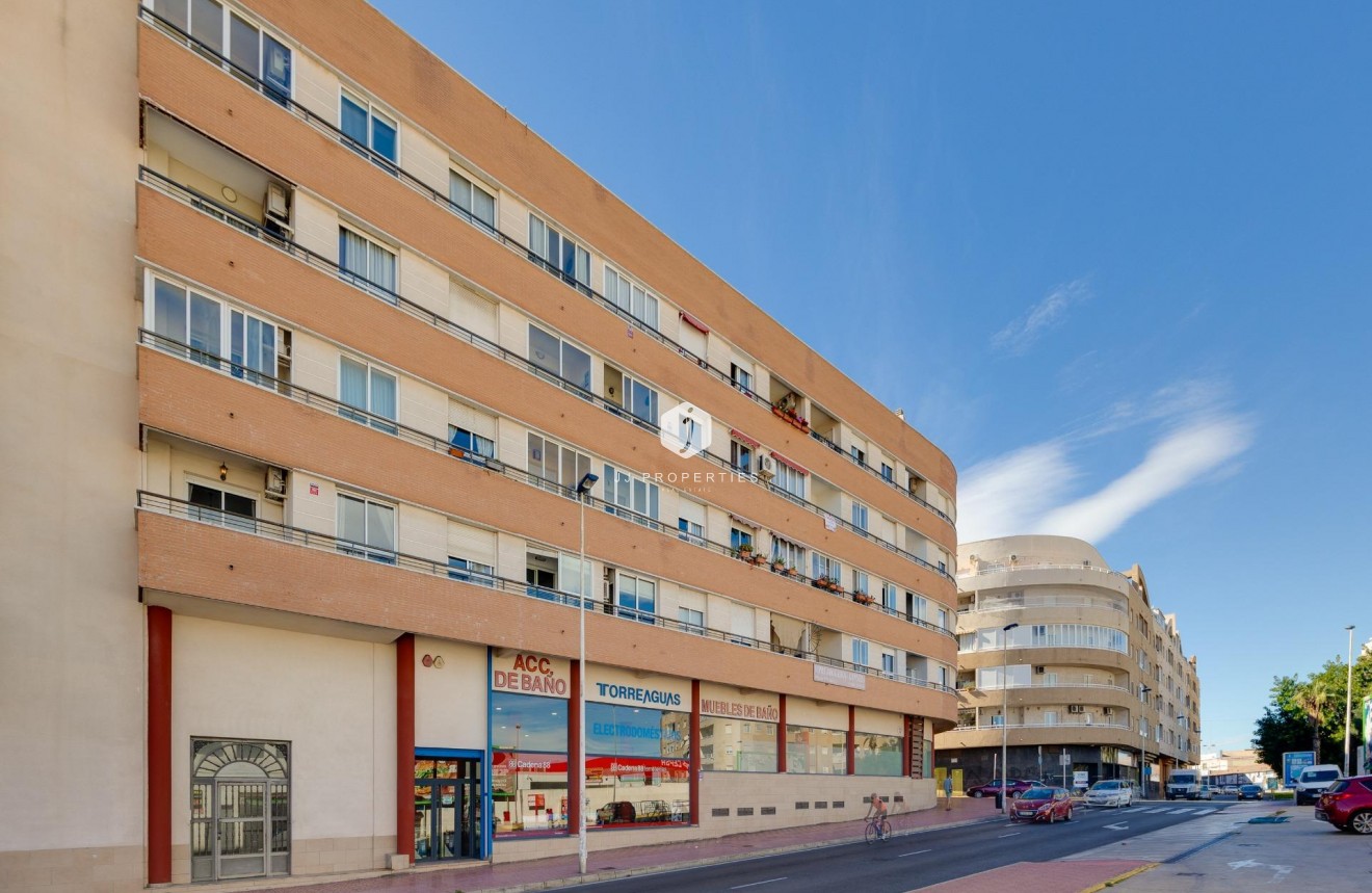Aus zweiter Hand - Wohnung -
Torrevieja - Centro