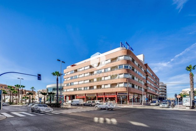 Aus zweiter Hand - Wohnung -
Torrevieja - Centro