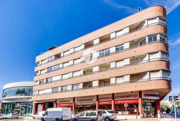 Aus zweiter Hand - Wohnung -
Torrevieja - Centro