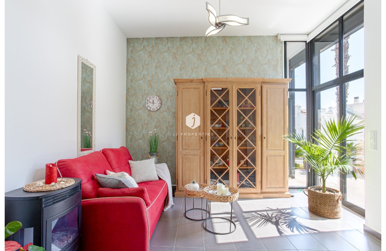 D'occasion - Villa -
Orihuela Costa - Costa Blanca