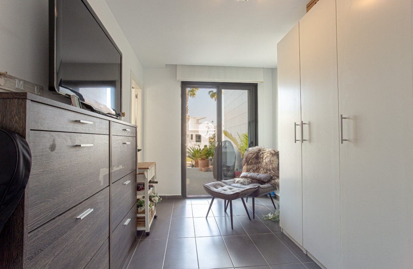 D'occasion - Villa -
Orihuela Costa - Costa Blanca