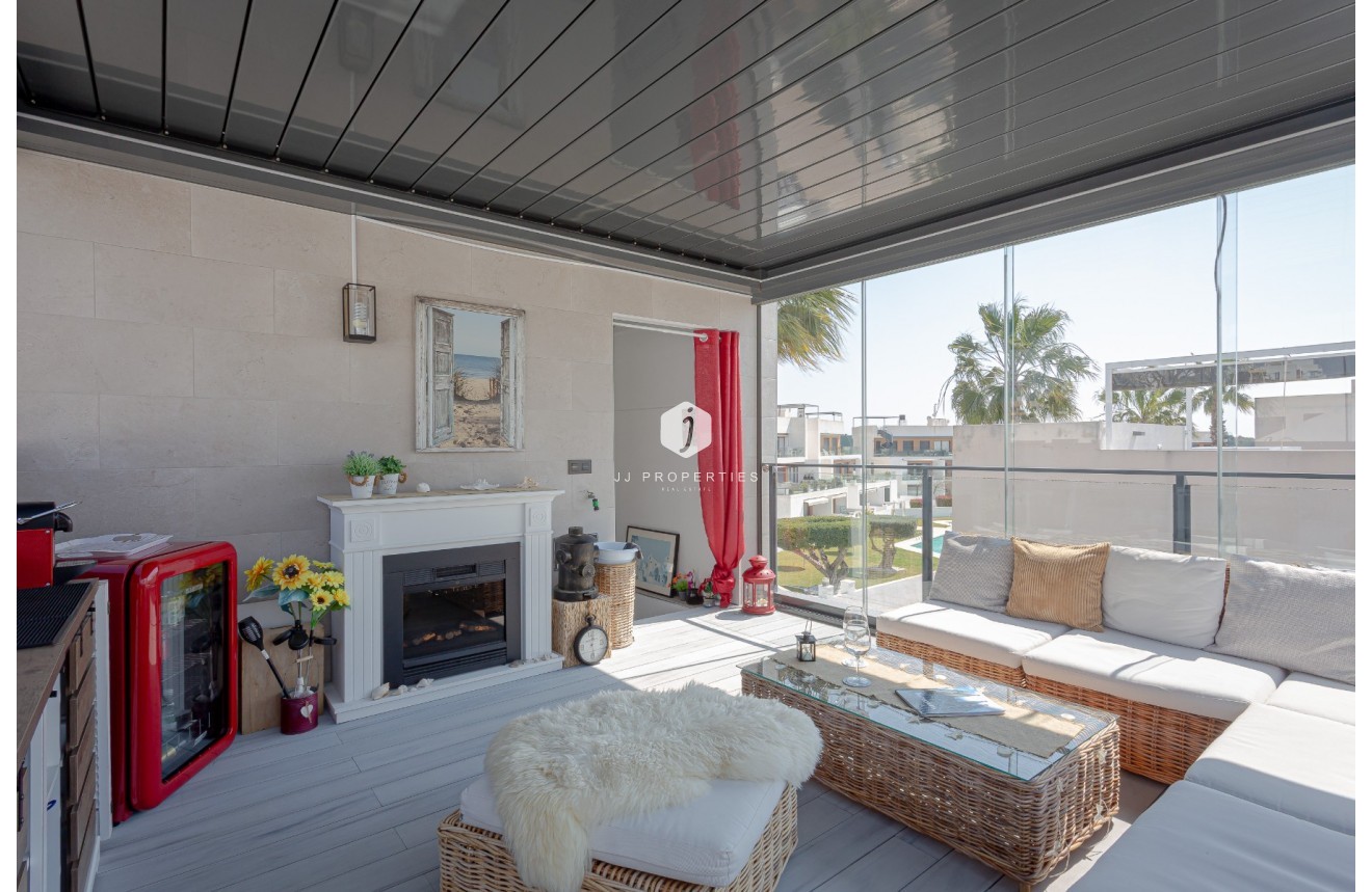 D'occasion - Villa -
Orihuela Costa - Costa Blanca