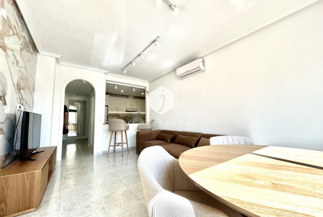 Resale - Apartment / flat -
Campoamor - Costa Blanca