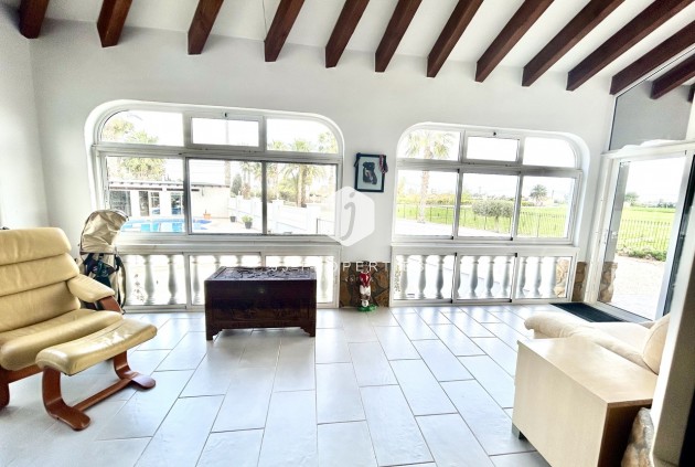 D'occasion - Villa -
Catral - Costa Blanca