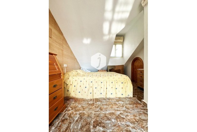 Resale - Chalet -
Orihuela Costa - Costa Blanca