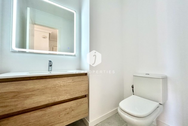 Z drugiej ręki - Mieszkanie w bloku -
Campoamor - Costa Blanca