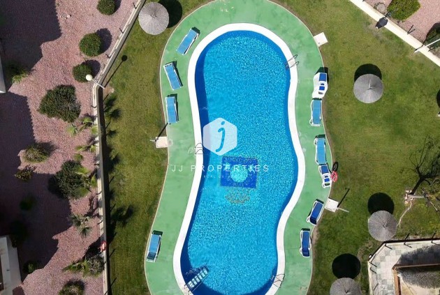 Z drugiej ręki - Mieszkanie w bloku -
Campoamor - Costa Blanca