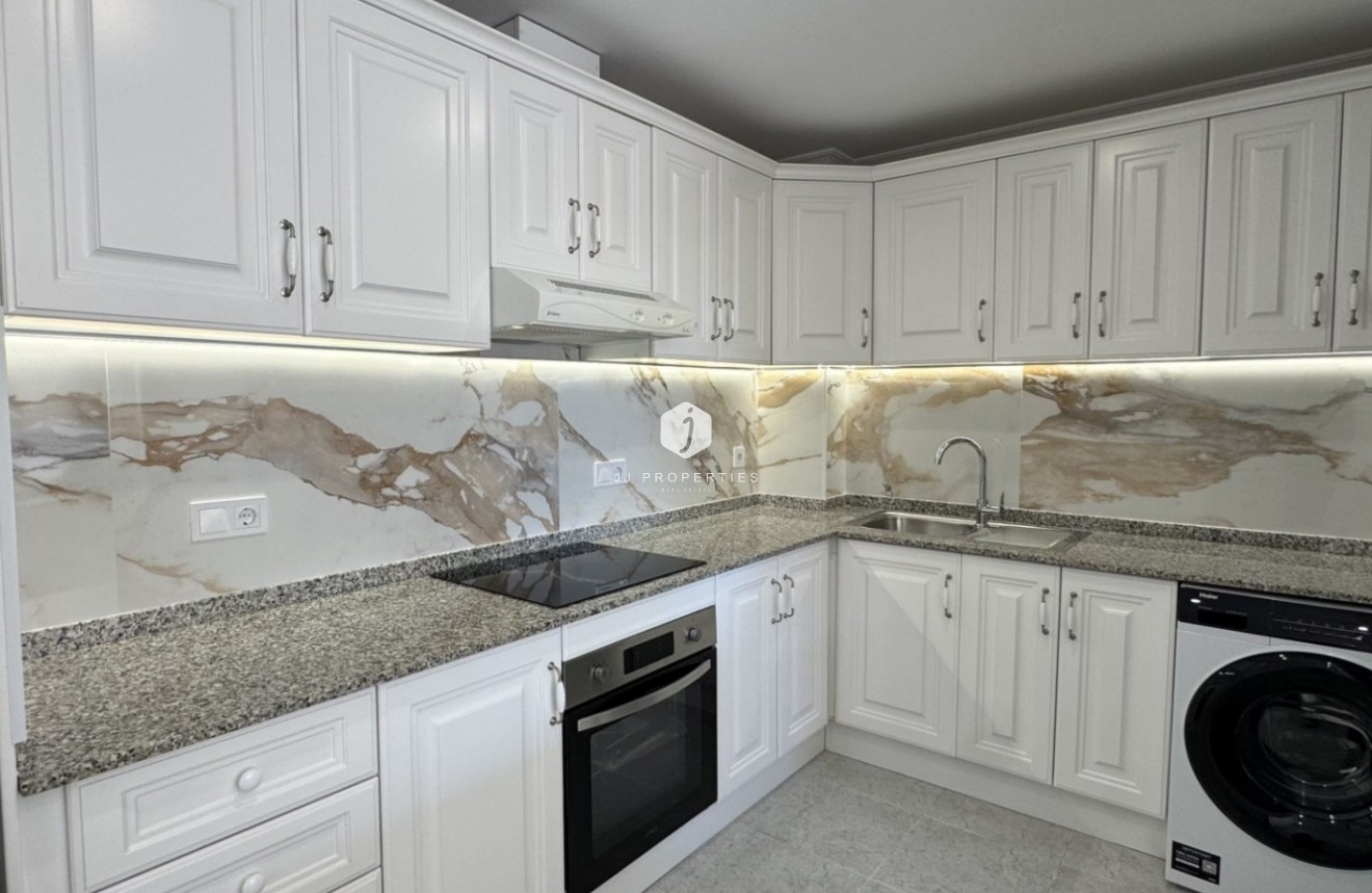 Resale - Apartment / flat -
Orihuela Costa - Costa Blanca