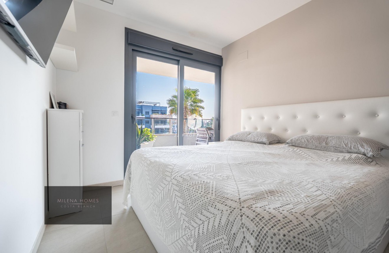 Tweedehands - Appartement / flat -
Orihuela Costa - La Zenia