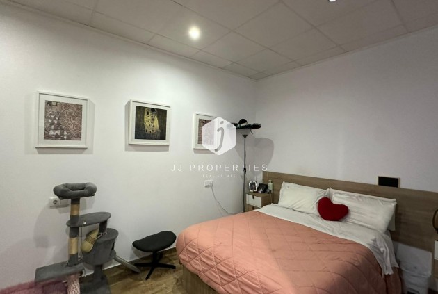 Resale - Apartment / flat -
Torrevieja - Sector 25