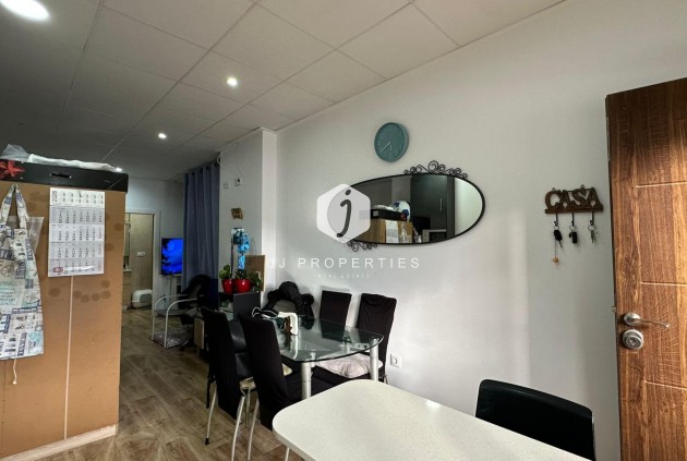 Resale - Apartment / flat -
Torrevieja - Sector 25