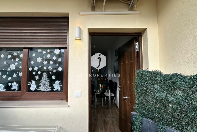 Resale - Apartment / flat -
Torrevieja - Sector 25