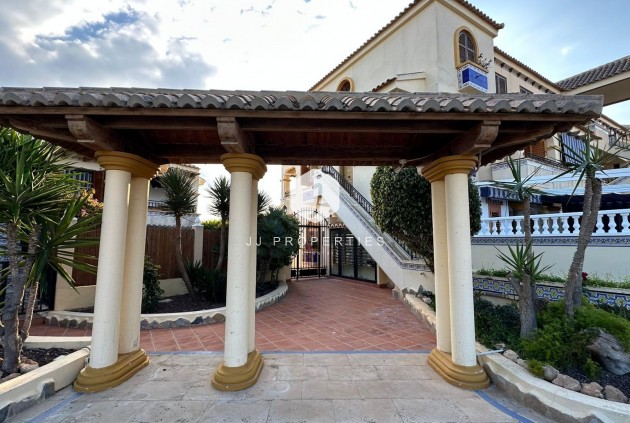 Resale - Apartment / flat -
Torrevieja - Sector 25