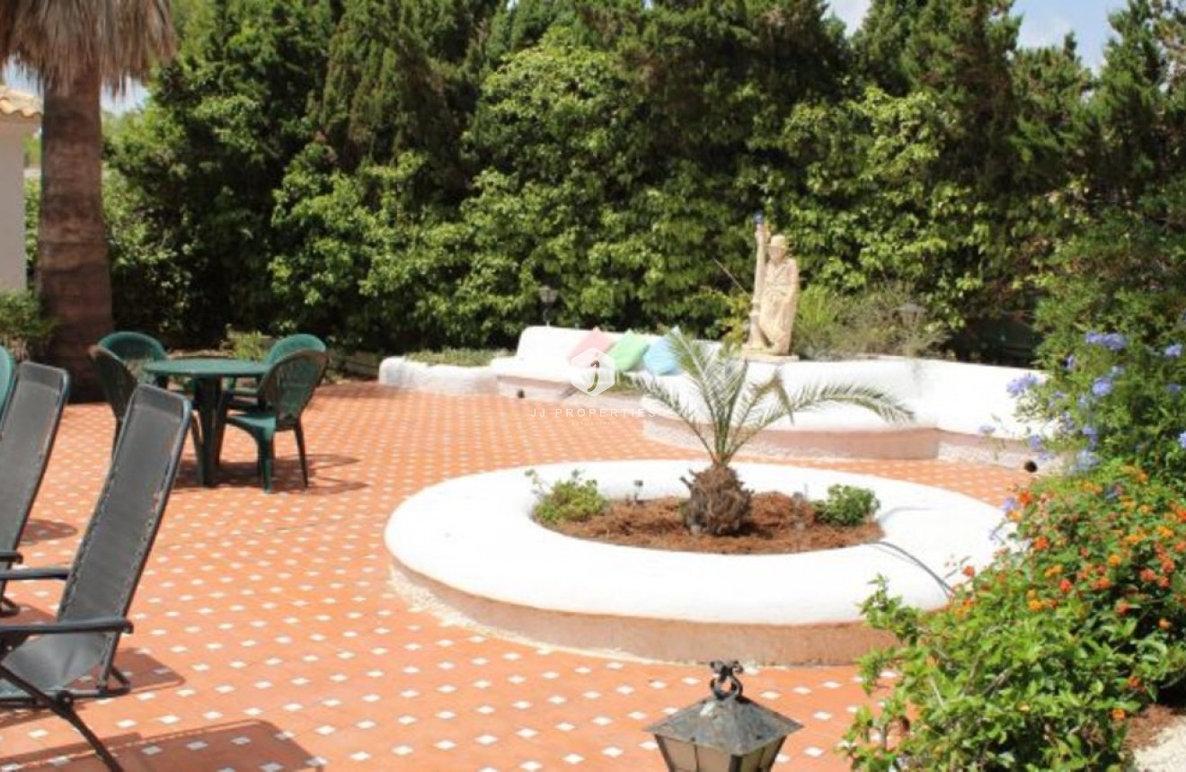 Resale - Villa -
Cabo Roig - Costa Blanca