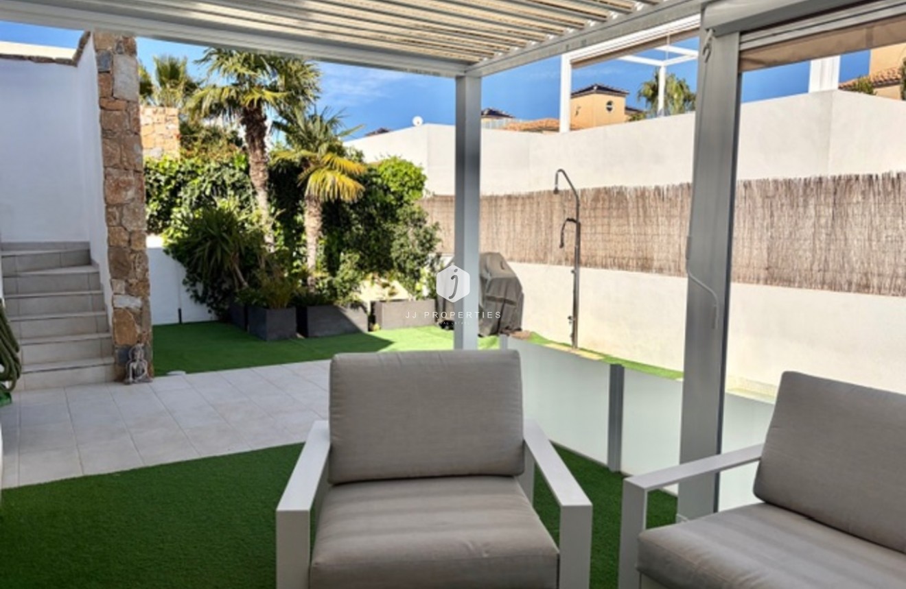 Resale - Villa -
Cabo Roig - Costa Blanca