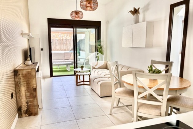 Aus zweiter Hand - Villa -
Cabo Roig - Costa Blanca