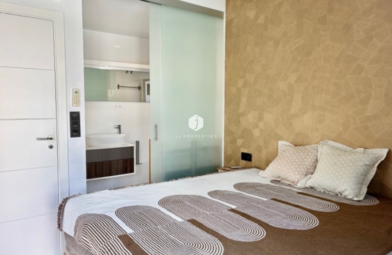 Resale - Villa -
Cabo Roig - Costa Blanca