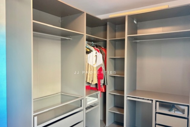 Aus zweiter Hand - Villa -
Cabo Roig - Costa Blanca