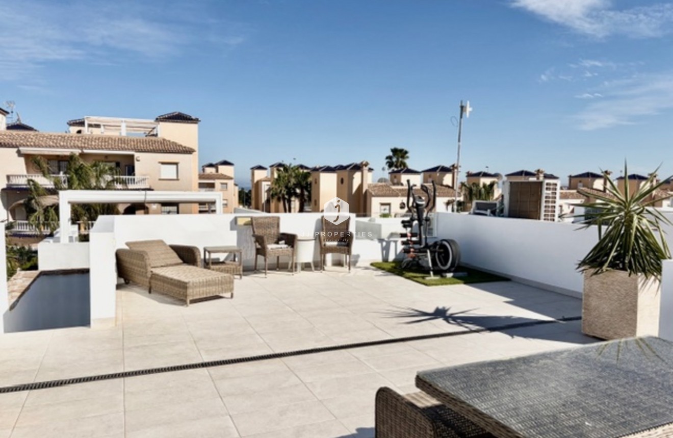 Resale - Villa -
Cabo Roig - Costa Blanca