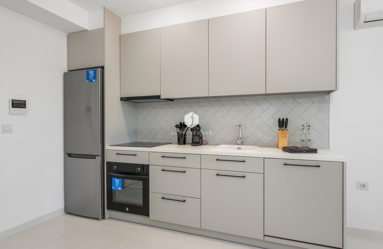 Segunda mano - Apartamento / piso -
San Miguel de Salinas - Inland