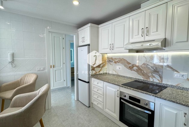 Z drugiej ręki - Mieszkanie w bloku -
Orihuela Costa - Costa Blanca