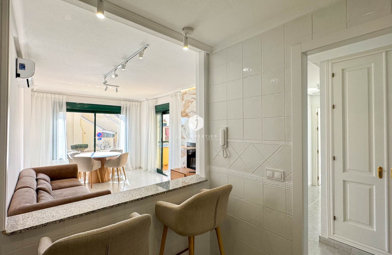 Z drugiej ręki - Mieszkanie w bloku -
Orihuela Costa - Costa Blanca