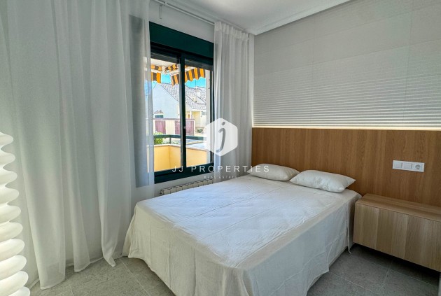 Z drugiej ręki - Mieszkanie w bloku -
Orihuela Costa - Costa Blanca