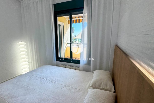 Z drugiej ręki - Mieszkanie w bloku -
Orihuela Costa - Costa Blanca