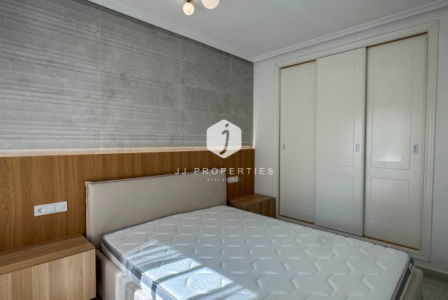 Z drugiej ręki - Mieszkanie w bloku -
Orihuela Costa - Costa Blanca