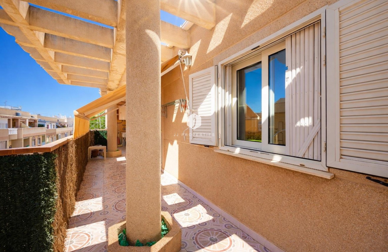 Z drugiej ręki - Mieszkanie w bloku -
Torrevieja - Costa Blanca