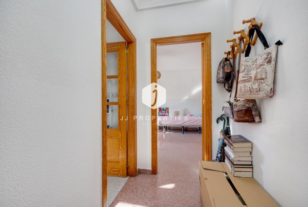 Z drugiej ręki - Mieszkanie w bloku -
Torrevieja - Costa Blanca