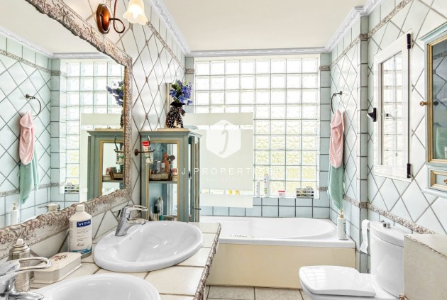 Z drugiej ręki - Villa -
Torrevieja - Costa Blanca