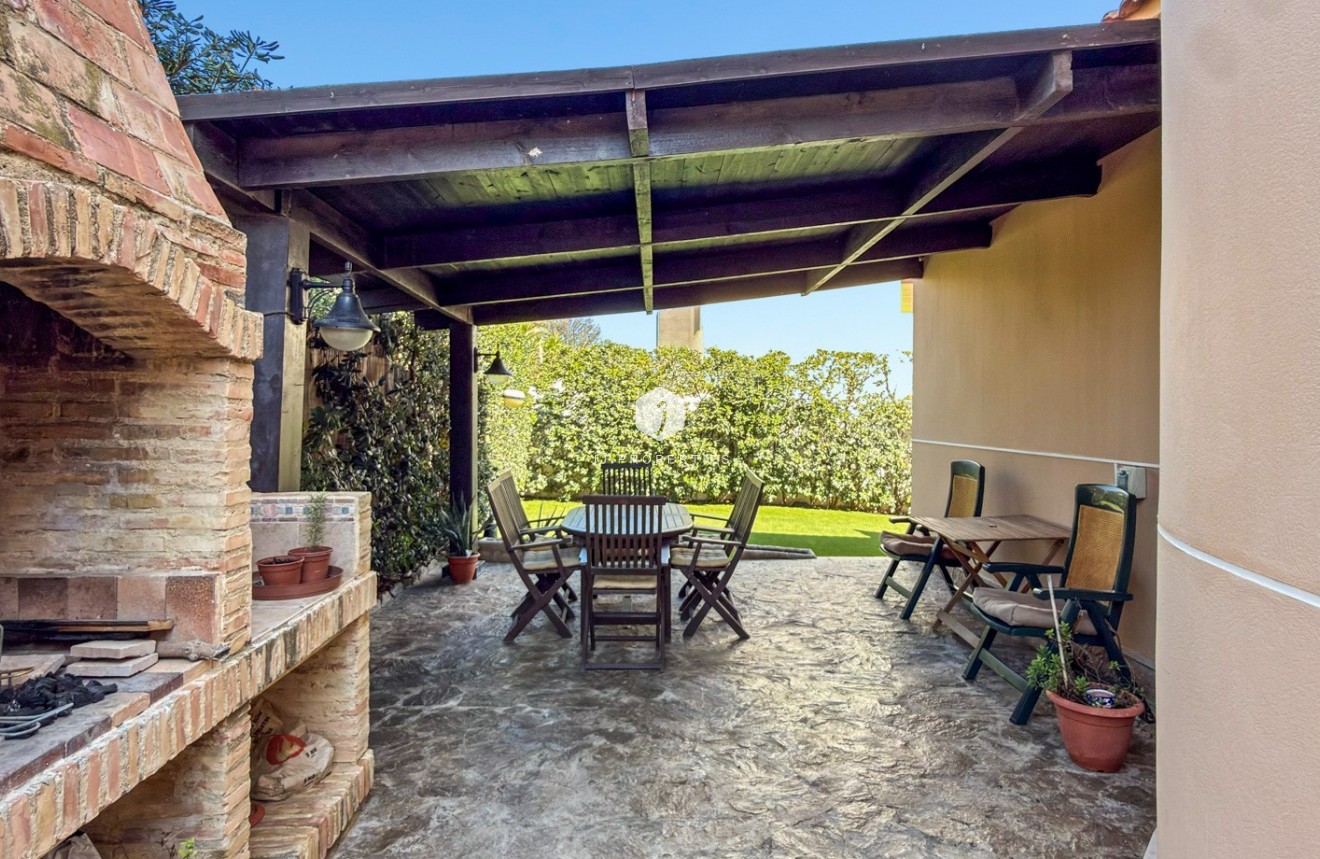 Z drugiej ręki - Villa -
Torrevieja - Costa Blanca