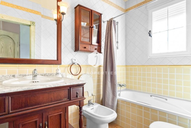 Z drugiej ręki - Villa -
Torrevieja - Costa Blanca