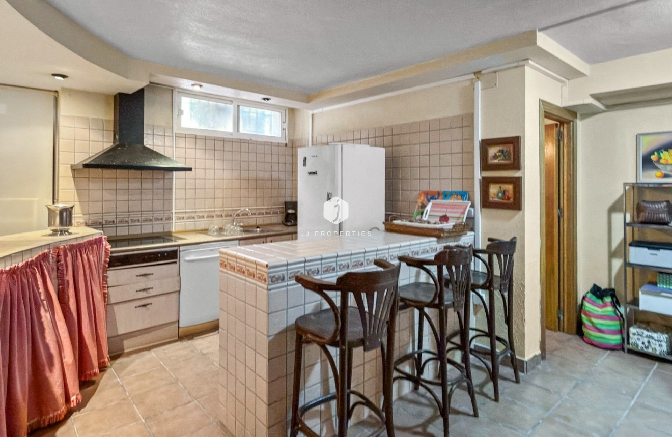 Z drugiej ręki - Villa -
Torrevieja - Costa Blanca