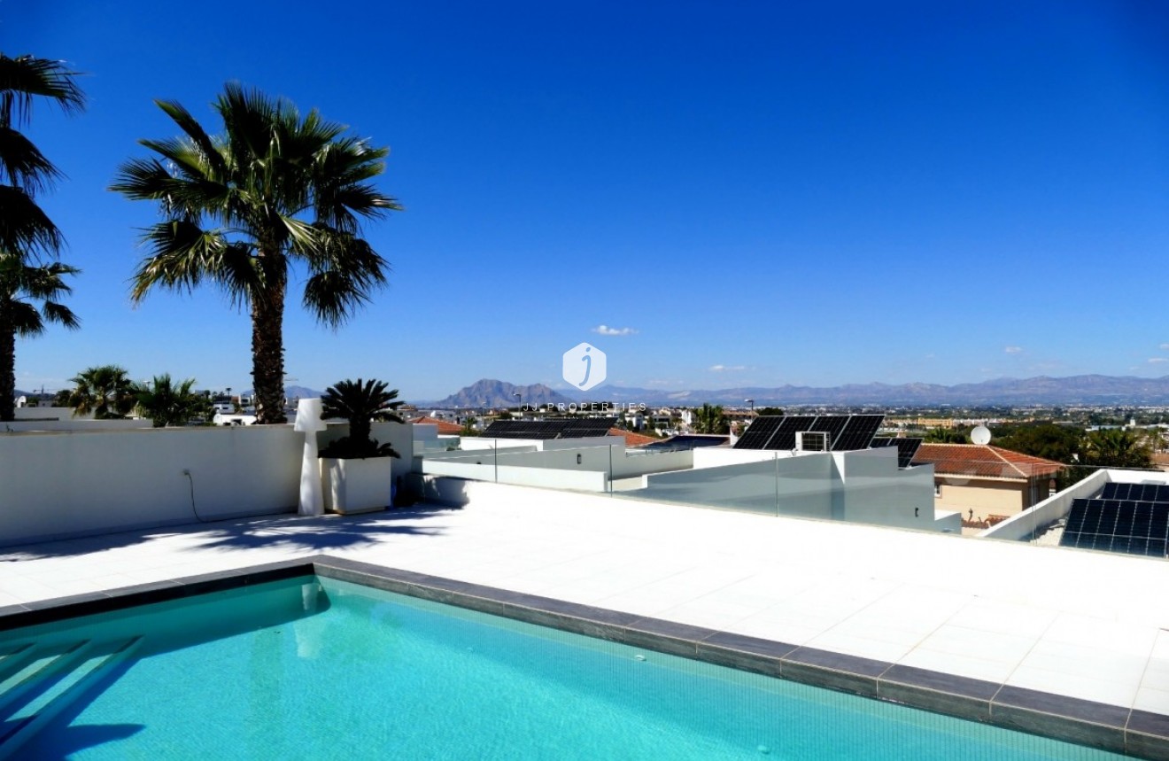 Aus zweiter Hand - Villa -
Benijofar - Costa Blanca