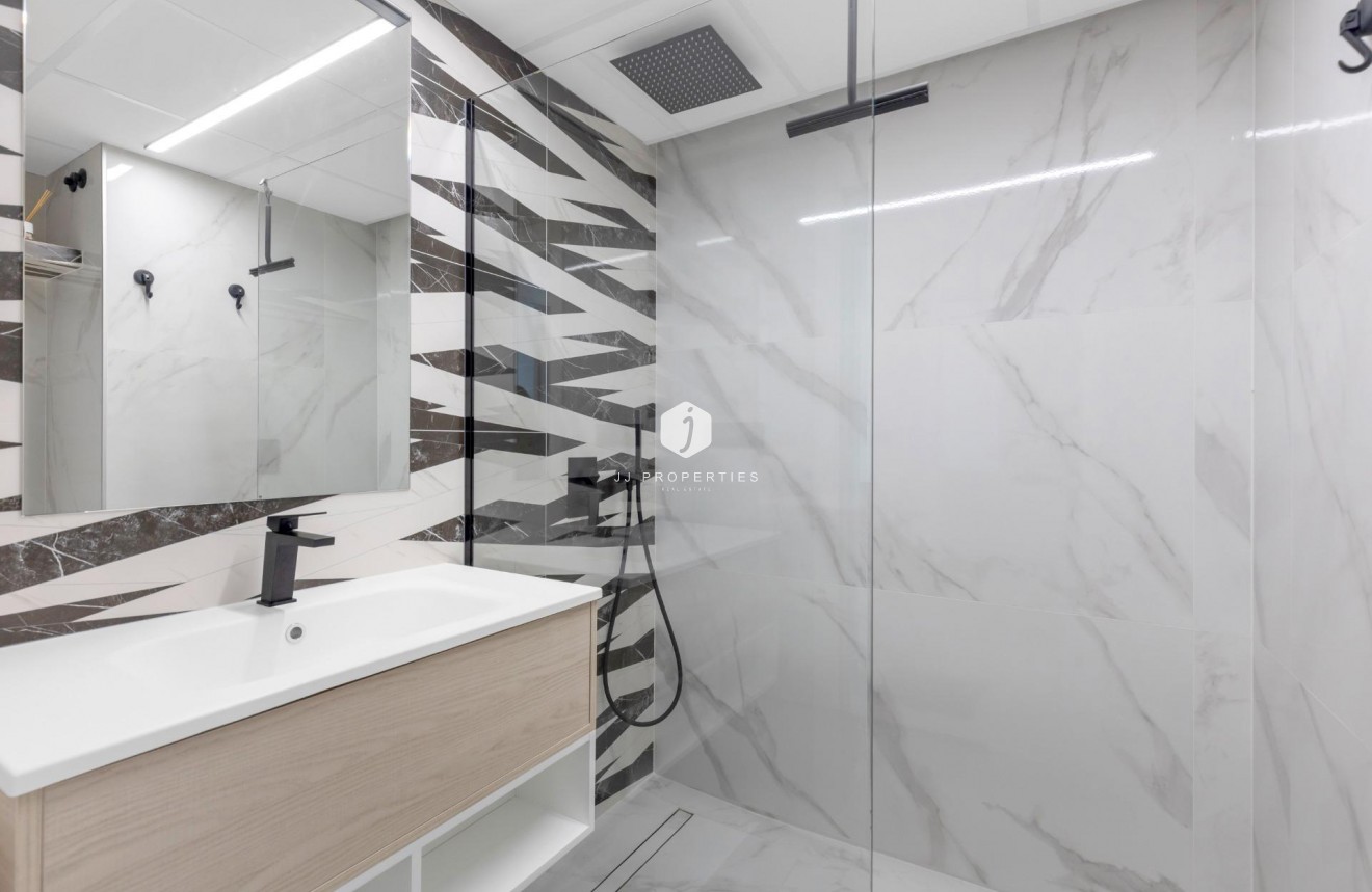 Aus zweiter Hand - Wohnung -
Guardamar del Segura - El Raso