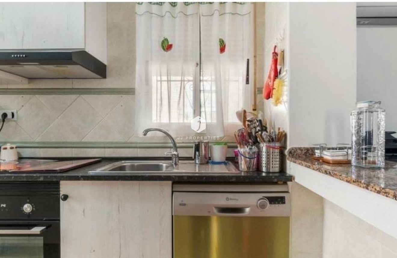 Aus zweiter Hand - Duplex -
San Miguel de Salinas - Las Filipinas